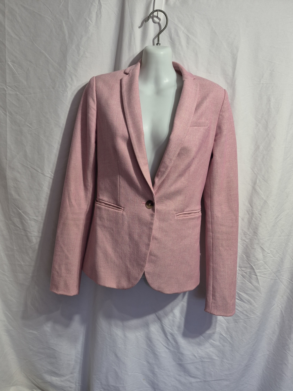RW&CO. Tailored Pink Single-Button Blazer, Size 00